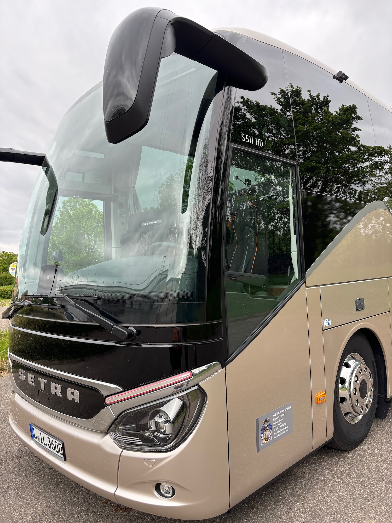 Midibus SETRA S 511 HD Reisebus außen
